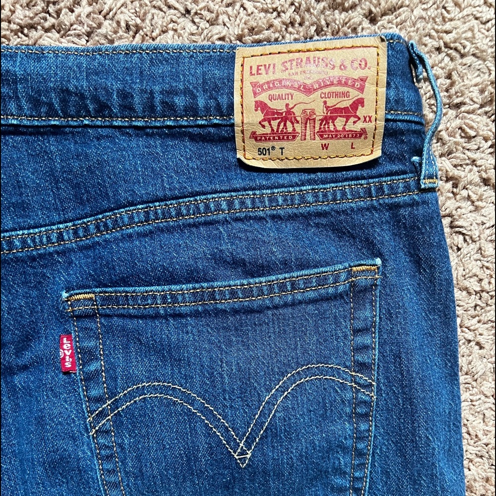 Levis 501 tapered slim jean